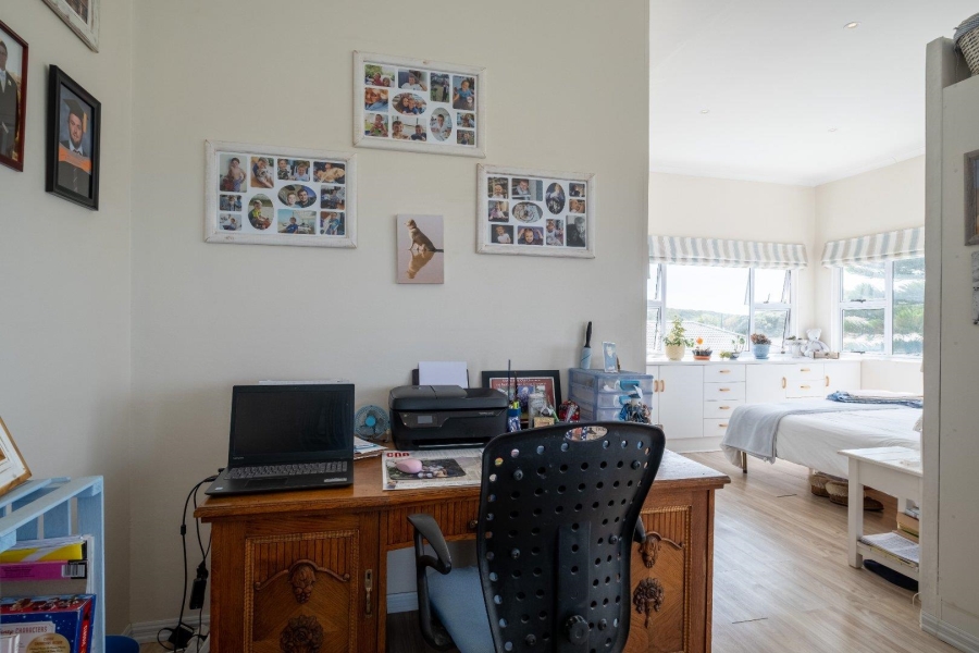 To Let 1 Bedroom Property for Rent in Kidds Beach Eastern Cape